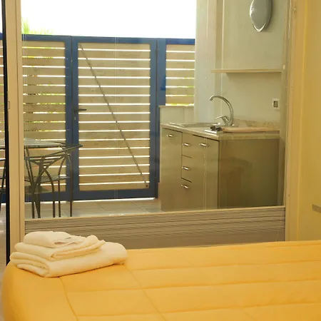 Bed & Breakfast Cala Dei Normanni - Sul Lungomare