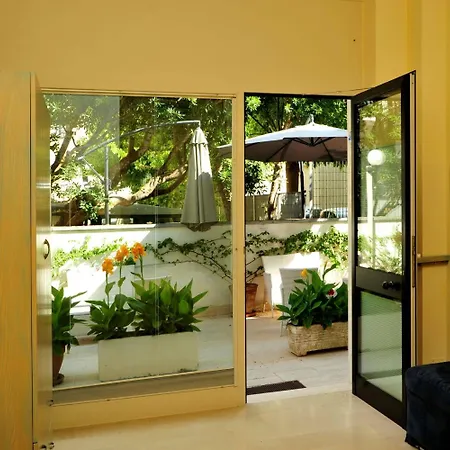 Cala Dei Normanni - Sul Lungomare Bed and Breakfast Οτράντο