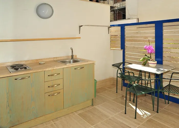 Cala Dei Normanni - Sul Lungomare Bed and breakfast 3*