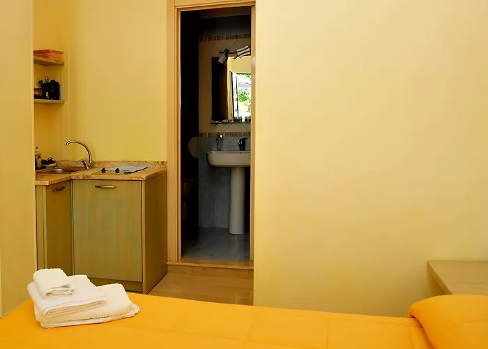 Nocleg ze śniadaniem Cala Dei Normanni - Sul Lungomare